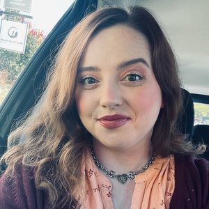 Meet your Posher, Noelle